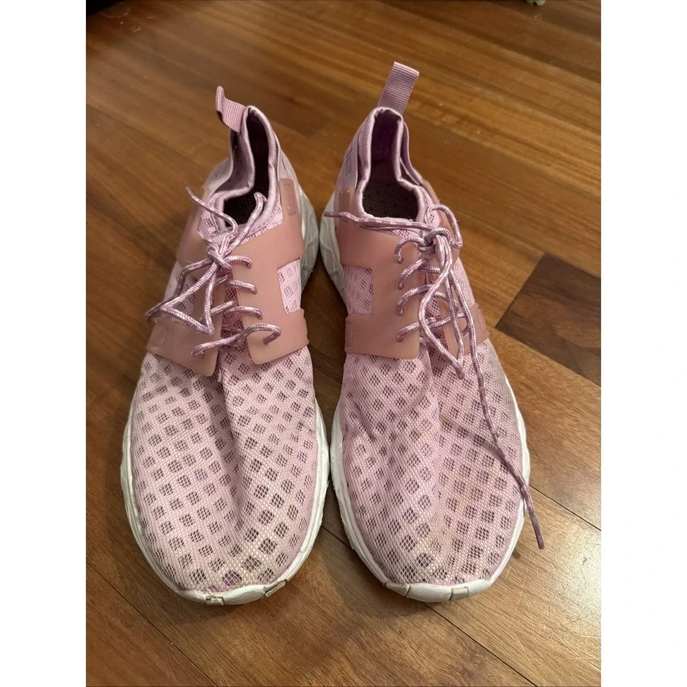 HEY DUDE Mistrall Mesh Sneakers Women's Lace Up Casual Size 10 Lilac Shoes